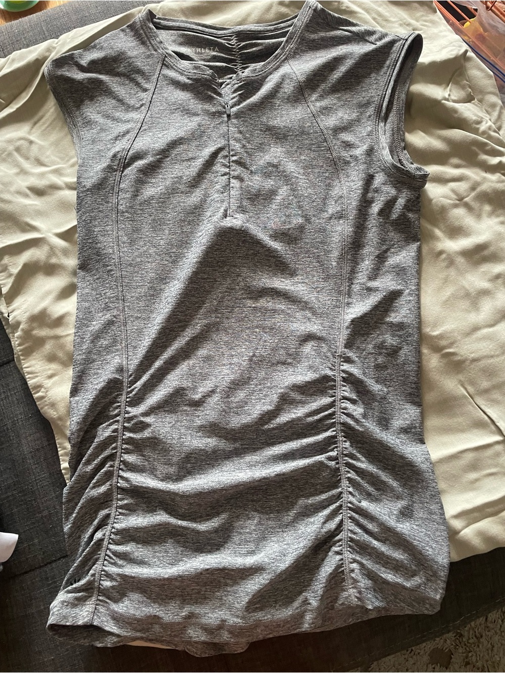Athleta Gray Sleeveless Ruched Tank Top